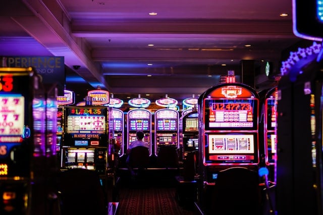 benoit-dare-wPXEQz40f8s-unsplash-big-casino-to-be-built-in-athena